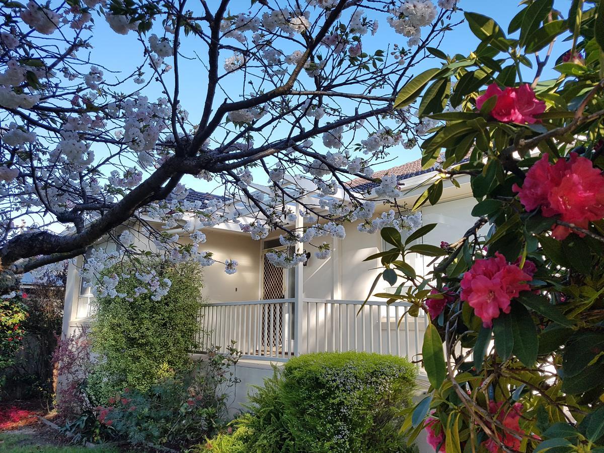 Alkira Hotel Leongatha Bagian luar foto